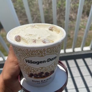 Meet your Posher, Jayda